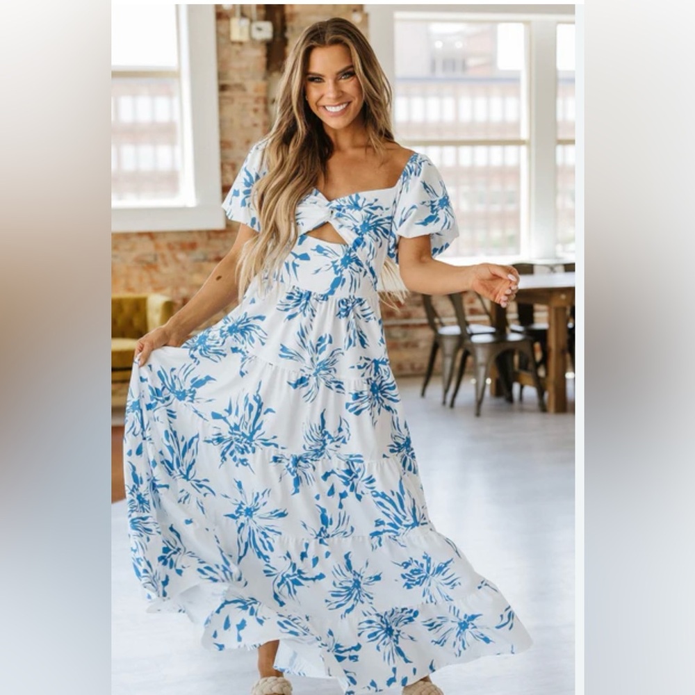 Blue and White Puff Sleeve Maxi Sundress